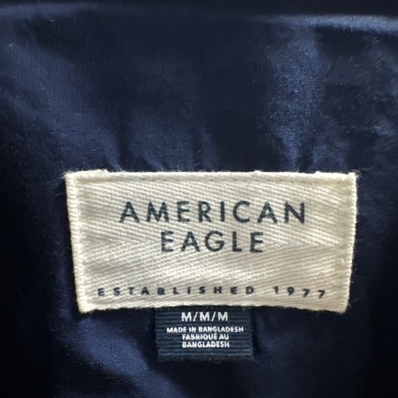 NWT American Eagle Men Floral Button-Up Poolside Shirt Size Medium - Picture 8 of 10